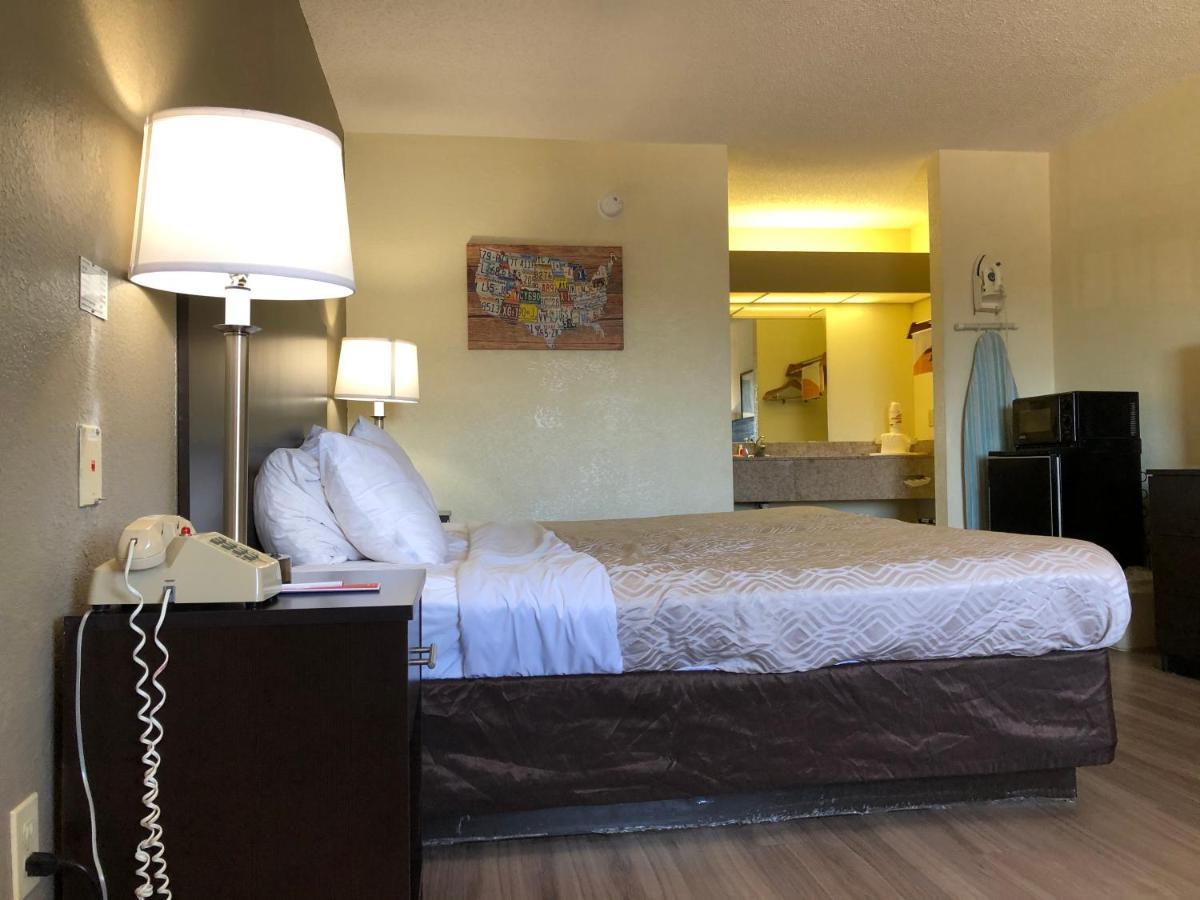 Econo Lodge Dothan Kültér fotó