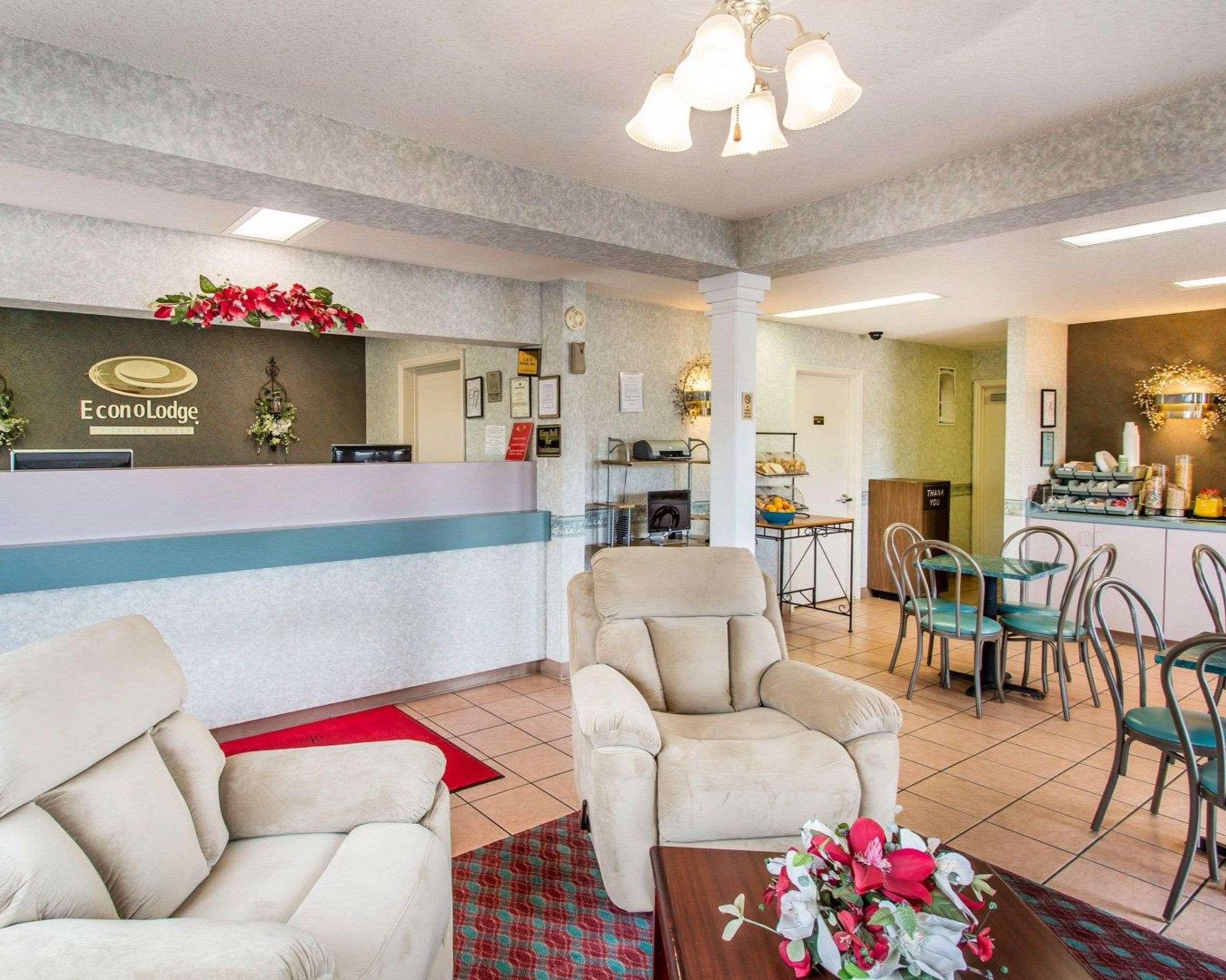Econo Lodge Dothan Kültér fotó